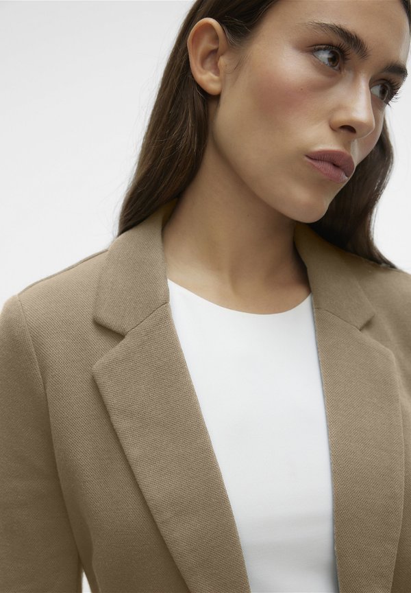 VMJULIA - Blazer - silver mink detailmelange2