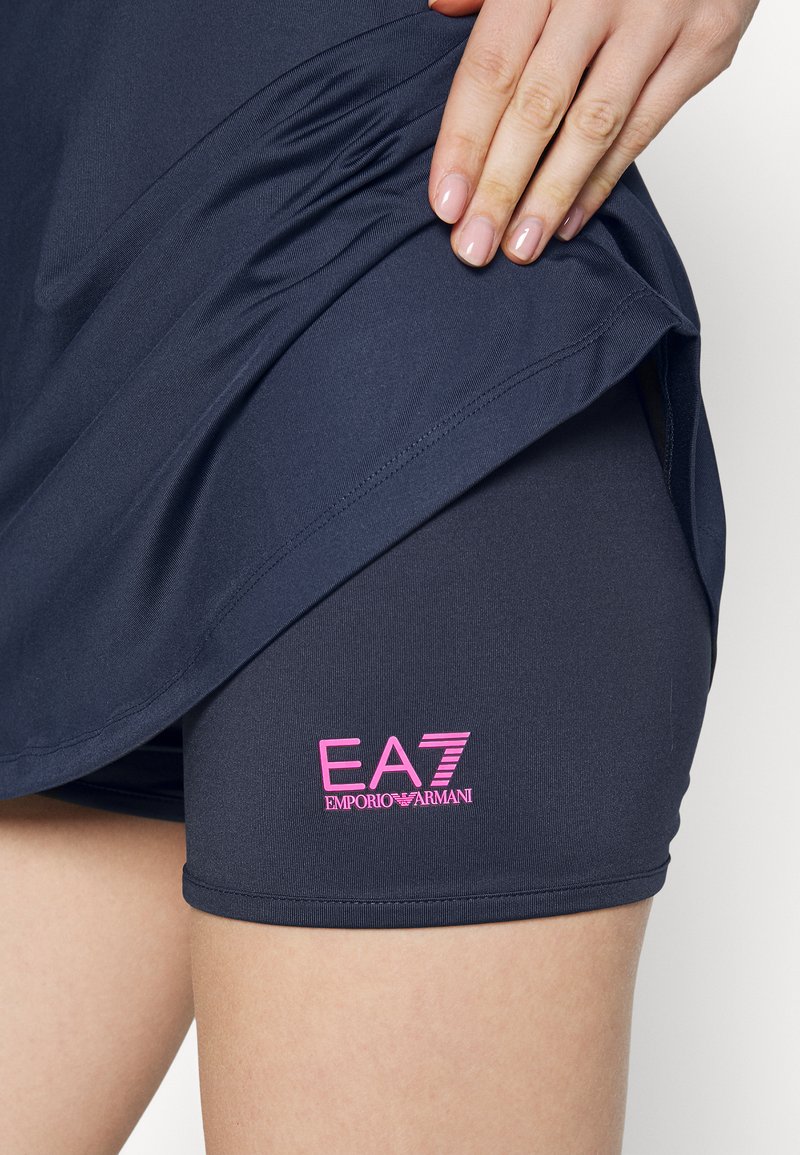 Damen Sportbekleidung | EA7 Emporio Armani TENNIS PRO DRESS Sportkleid blue navy/blau - MA65759 Damen Sportbekleidung | EA7 Emporio Armani TENNIS PRO DRESS Sportkleid blue navy/blau - MA65759