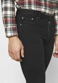 Weekday Vaqueros pitillo - black