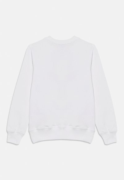 Λευκό φούτερ με στρογγυλή λαιμόκοψη, μακριά μανίκια και ριμπ μανσέτες και τελείωμα. Ομαλή υφή χωρίς ορατά σχέδια ή λογότυπα.