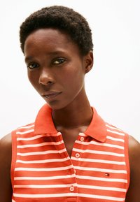 Tommy Hilfiger 1985 SLEEVELESS  - Polo - classic breton orange  ecu