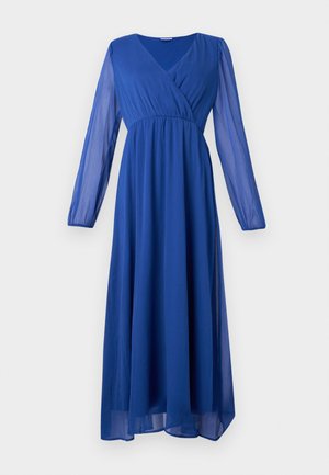 Vestido maxi azul de manga longa com mangas transparentes, corpete envolvente em V e cintura franzida, apresentado contra um fundo branco simples.