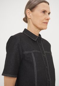 Max Mara Leisure REA - Užsagstoma palaidinė - nero