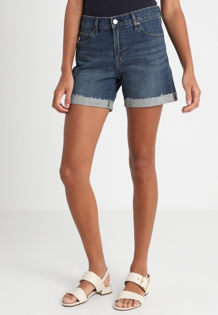 GAP Farkkushortsit - dark-blue denim