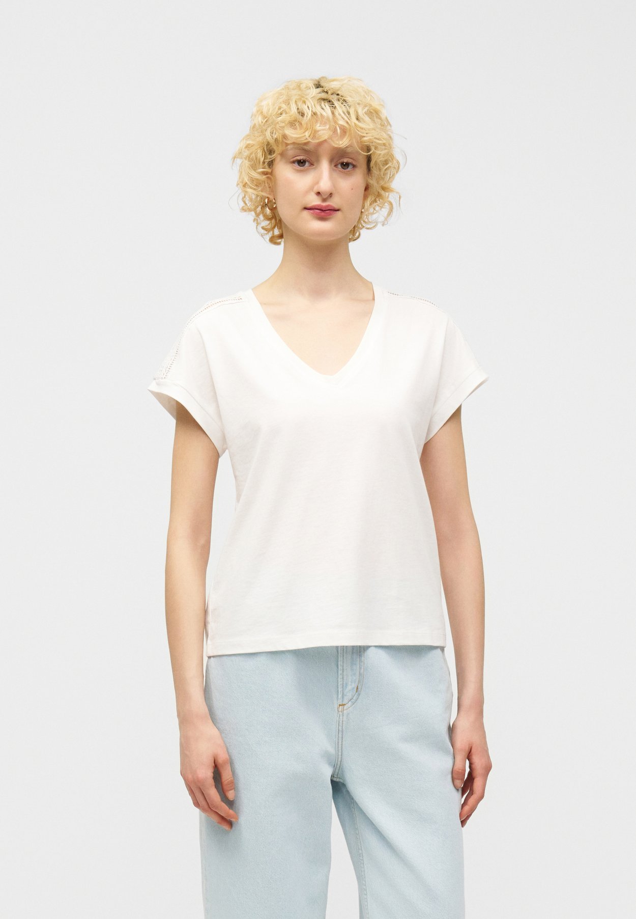 ONLMALOU LIFE V NECK