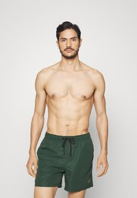 Jack & Jones JPSTFIJI JJSWIM SOLID  - Short de bain - jungle green