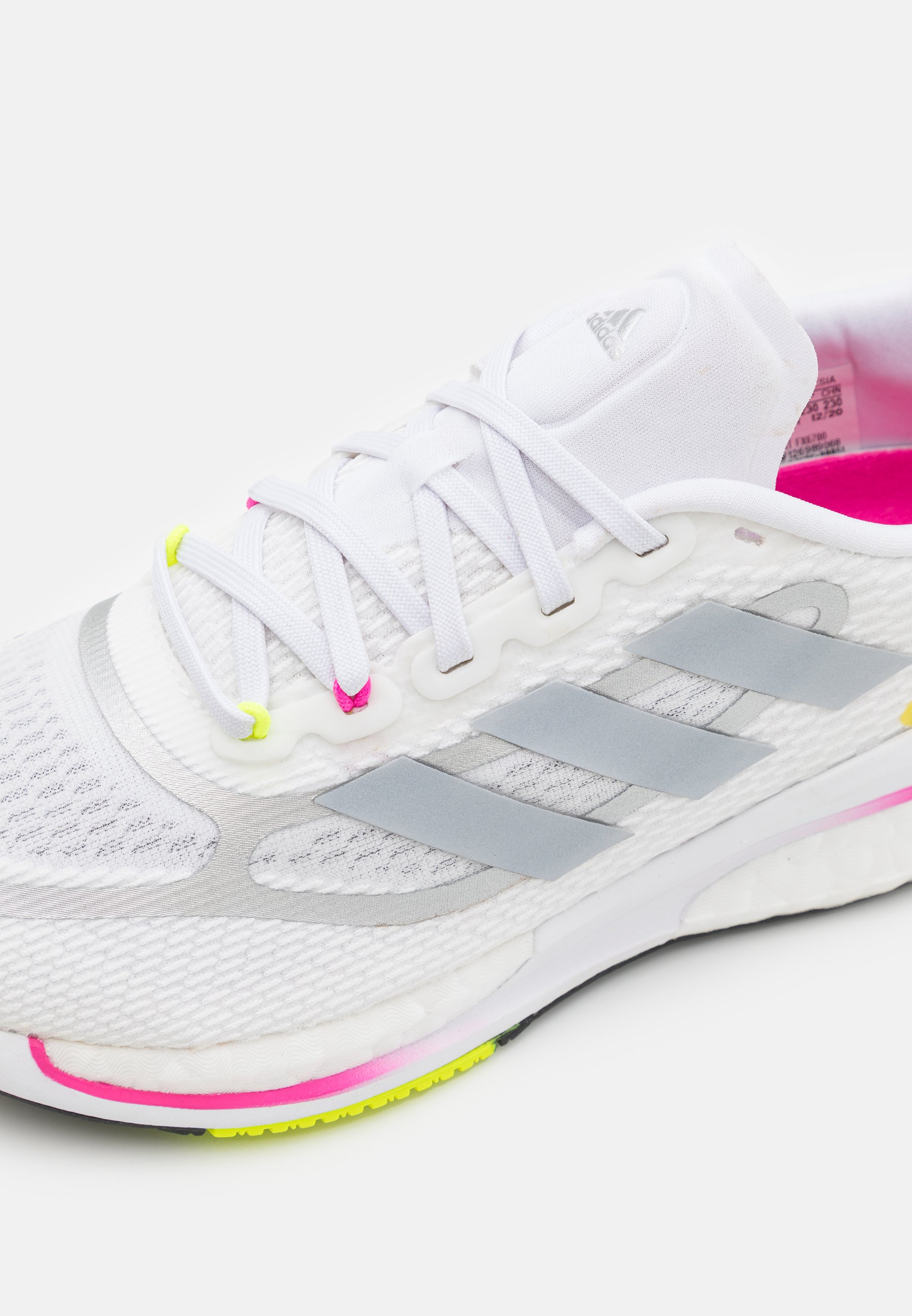 footwear white/halo silver/scream pink 