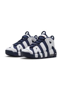 Nike Sportswear AIR MORE UPTEMPO KI BP - Sneakers - white midnight navy mtlc gold univ red