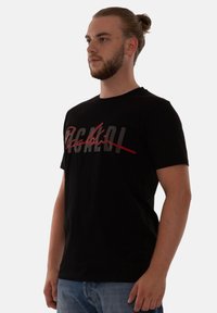 Picaldi COLLECTION - Print T-shirt - black