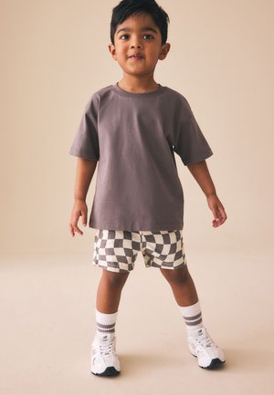 Next, PULL-ON SHORTS  - REGULAR FIT - Shorts - grey/white checkerboard