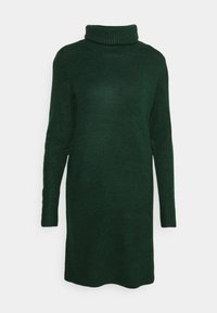 Vestito turtleneck verde realizzato in tessuto a maglia testurizzato, caratterizzato da maniche lunghe e una vestibilità ampia, con dettagli a coste nel colletto e nei polsini.