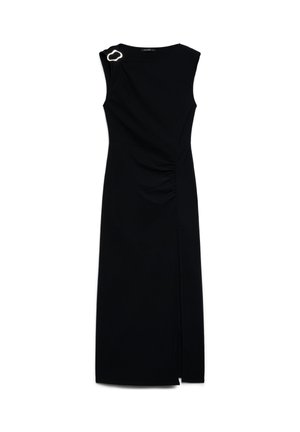 Abito midi nero senza maniche con scollatura a barchetta, arricciature laterali in vita e sottile spacco frontale.