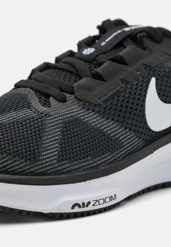 AIR ZOOM STRUCTURE - Road running shoes2