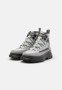 Dr. Martens Sneakersy wysokie