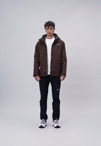 Berghaus HILLWALKER  brązowy