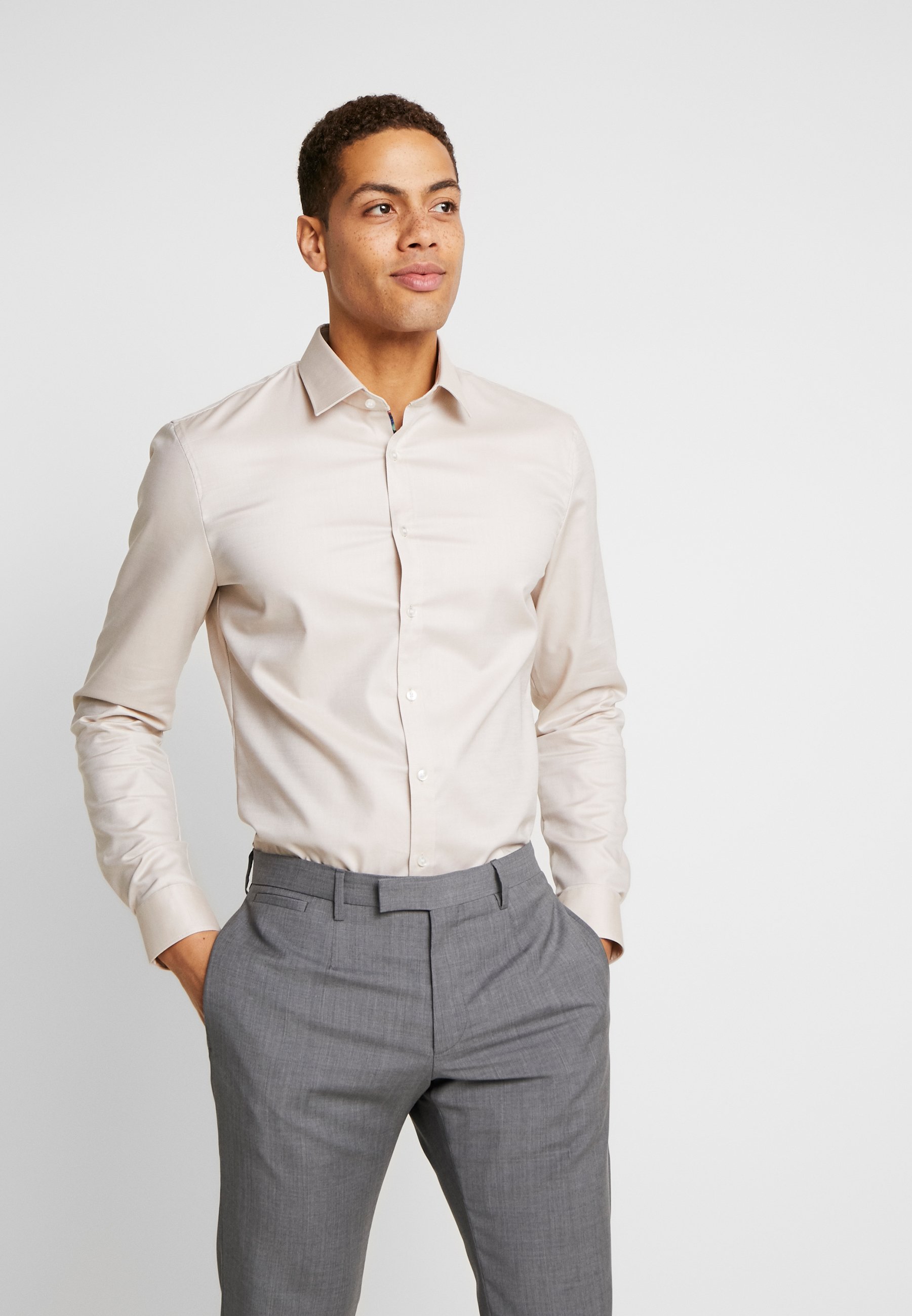OLYMP OLYMP NO.6 SUPER SLIM FIT Finskjorte natur OLYMP OLYMP NO.6 SUPER SLIM FIT Skjorte grey Zalando.no
