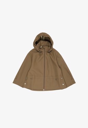 Brūns kapučveida lietusmētelis ar priekšējo rāvējslēdzēju, regulējamu kapuci ar aukliņu, platiem piedurknēm un ar spraudpogu aizdares sānos.