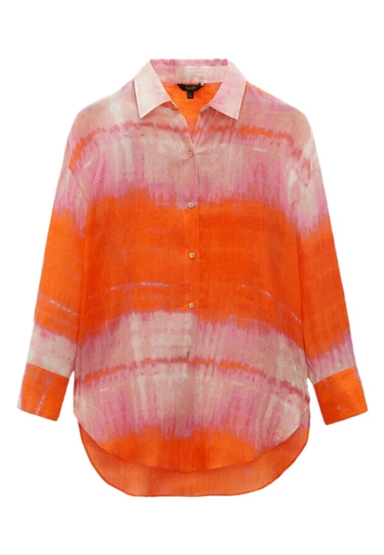 Lys orange og pink linnedskjorte med et gradient tie-dye mønster, lange ærmer, krave og lukning med knapper foran.