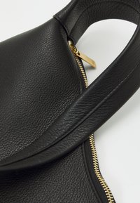 Mansur Gavriel MAXI CANDY HOBO Torbica black/črna