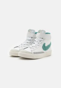 Nike Sportswear BLAZER MID '77 UNISEX - High-top trainers - summit white/bicoastal/phantom/light pumice