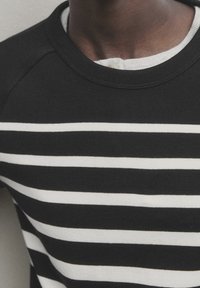 Massimo Dutti Trui - black