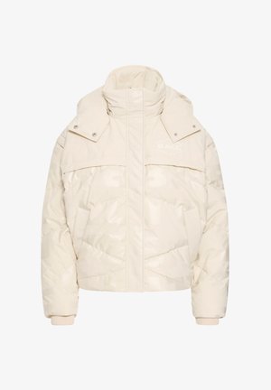 Krémová péřová bunda s vysokým límcem, patenty na zapínání, předními kapsami a tónovaným logem. Vyrobena z prošívané, hladké látky.