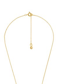 Collar de cadena chapada en oro con un diseño delicado, que cuenta con un cierre de muelle y un pequeño charm circular con acentos grabados.