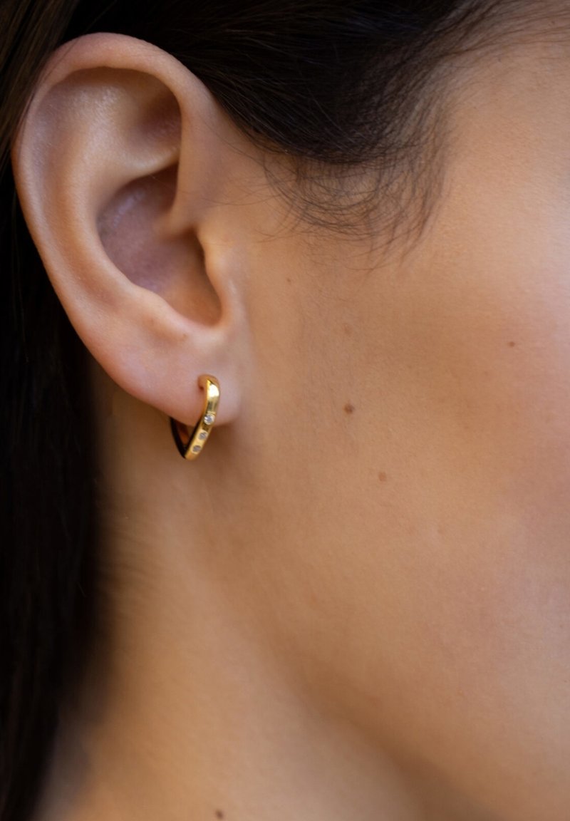 franky-amsterdam-ohrringe-gold-coloured-goldfarben-zalando-at