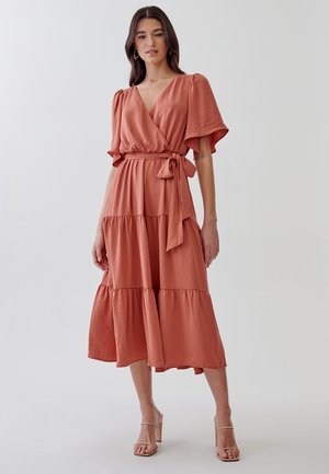 LOUISA MIDI  - Vestido informal - burnt orange