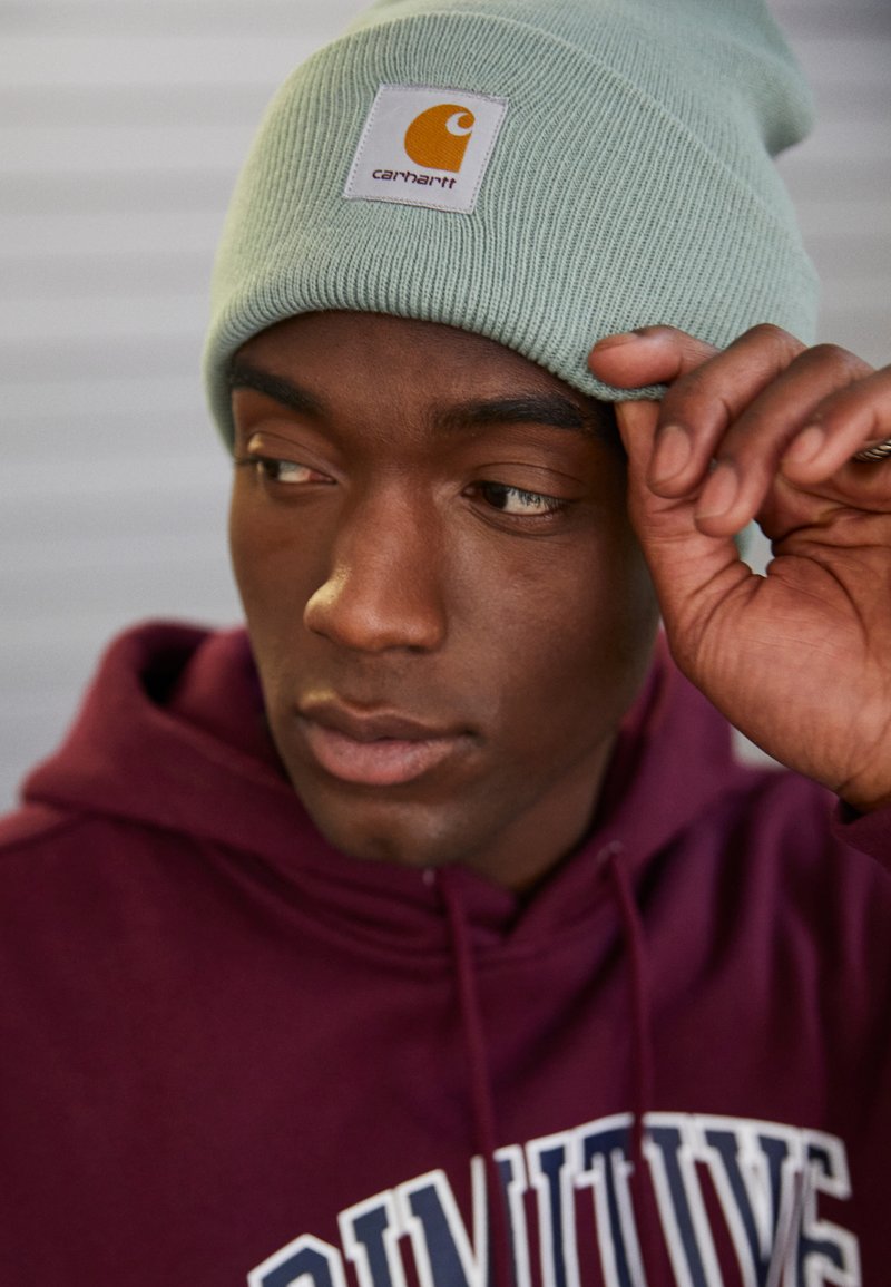 sherpa carhartt beanie