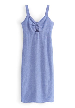Robe sans manches bleu clair avec un détail de nœud torsadé au niveau de la poitrine et une petite ouverture en forme de trou de serrure. Fabriquée en tissu doux et texturé.