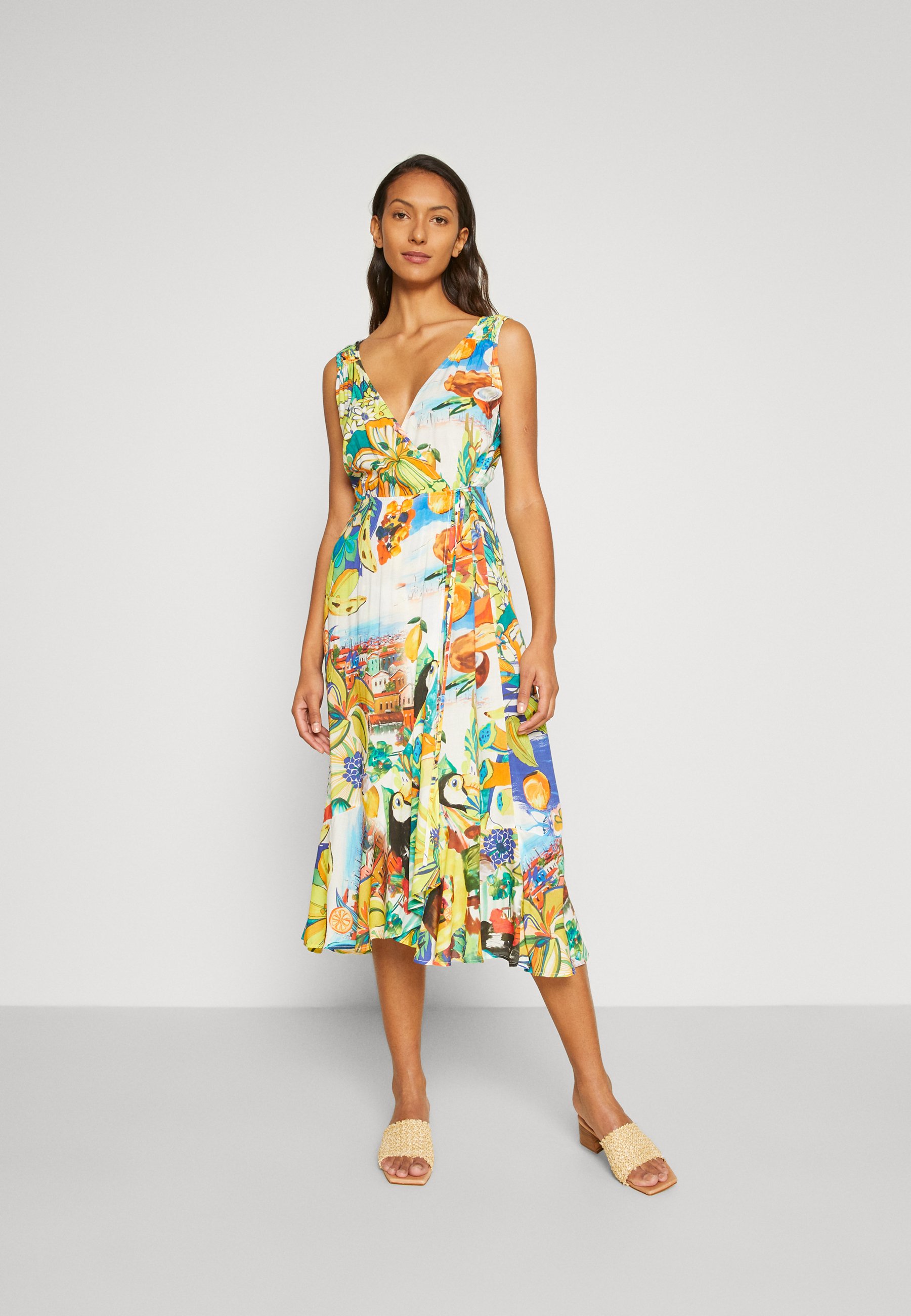 robe de plage desigual