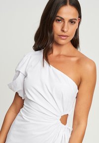 SÁVEL KARLINA  - Dienas kleita - white
