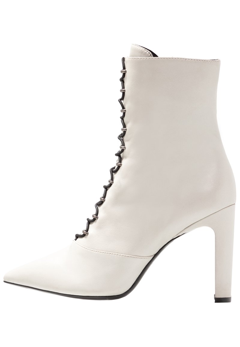 Bruno Premi Korte laarzen crème Bruno Premi Korte laarzen crème