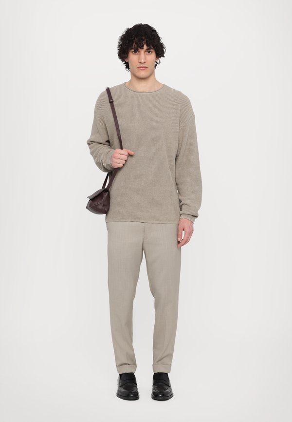 RELAXED SWEATER - Jumper2