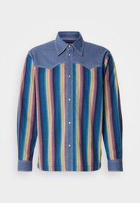 Πουκάμισο με κουμπιά και μπλε τζιν γιακά, με κάθετες ρίγες σε μπλε, μωβ, κίτρινο και κόκκινο. Μακριά μανίκια με κουμπωτές μανσέτες.