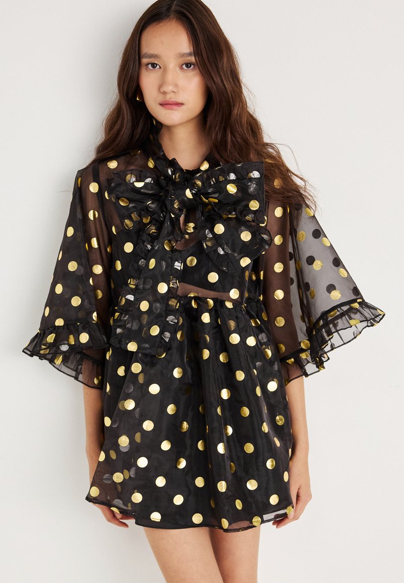 Robe Légère à Pois Noirs Et Roses Pour Fille 10 Ans - Marque Matalan - Occasion Très Bon état - Style Décontracté