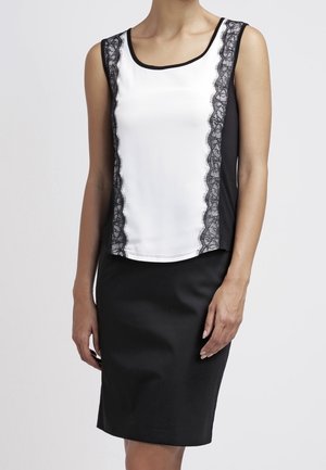 Anna Field Top - black