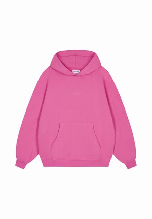 Roze oversized hoodie van zacht materiaal, met een voorzak, ribbelmanchetten en een capuchon met trekkoord en minimalistische ontwerpelementen.