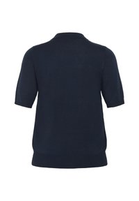Thumbnail Image 6