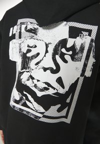 Obey Clothing TORN ICON HOOD - Felpa con cappuccio - black