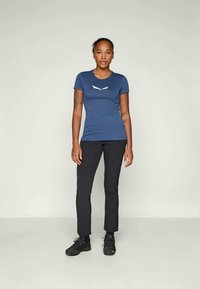 Salewa SOLID TEE - Spordi T-särk - dark denim