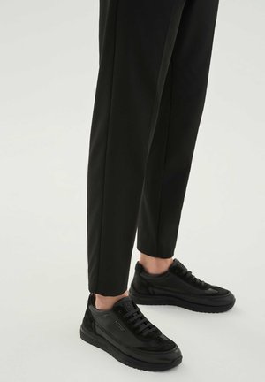 Kazar ALVIS - Sneaker low - black