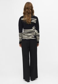 Object OBJRAY  - Striktrøje - black