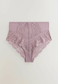 Lavendel Spitzenunterwäsche mit floralem Muster, gewellten Kanten und einem glatten Mesh-Rücken. Weicher Stoff und hochgeschnitten für gute Abdeckung.