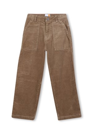 Pantalon en velours côtelé marron avec jambes droites, poches avant à patch et fermeture à bouton. Présente un motif strié texturé et des passants de ceinture.