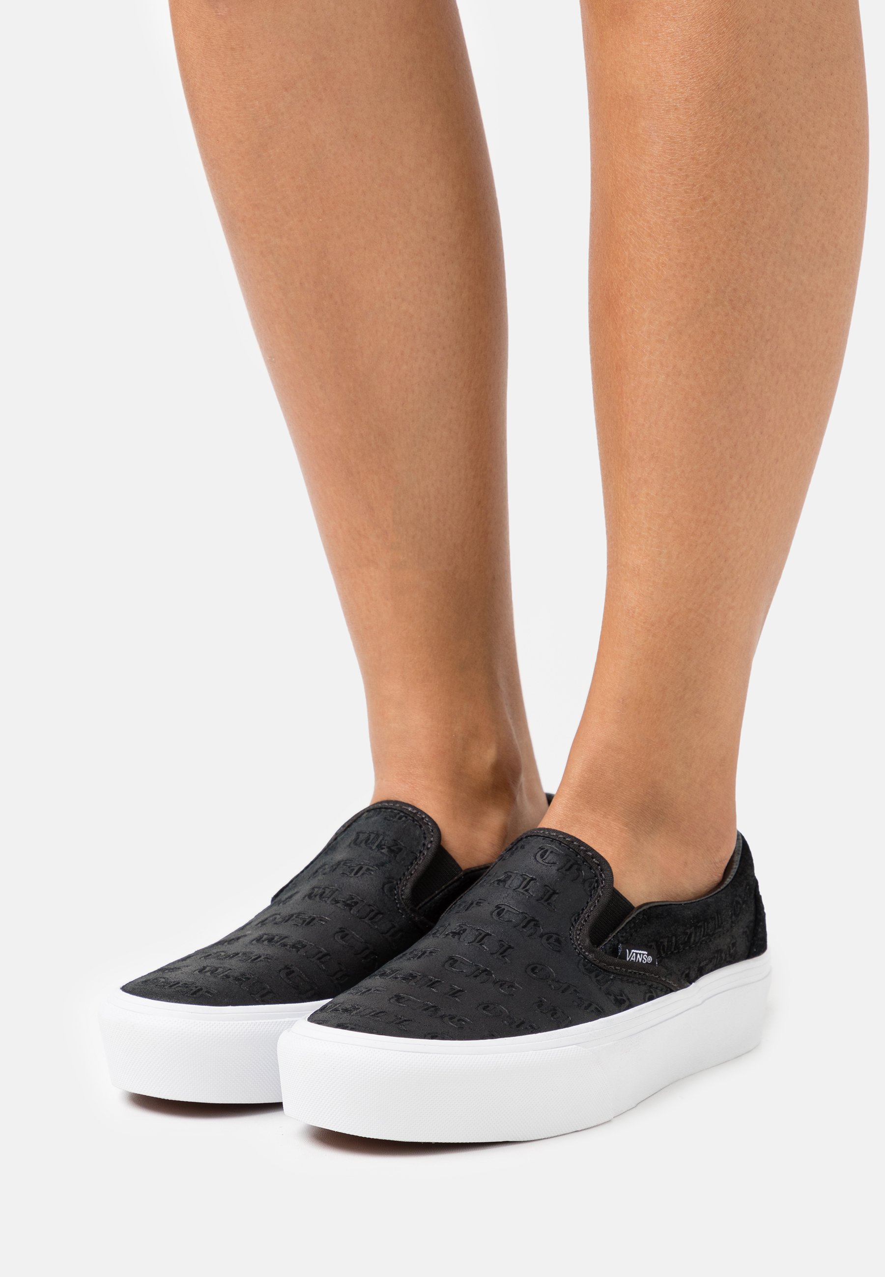 classic black vans womens