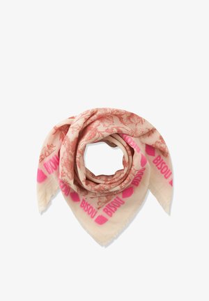 Écharpe beige clair avec motifs floraux rouges et texte "BISOU" en rose vif, ainsi que des lèvres, le long des bords, pliée en forme circulaire.