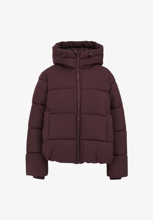 Burgundia puffer-jakk, millel on sobiv kapuuts, esimesel külgmisel lukul ja horisontaalsed õmblused. Omab soonikkäiste ja lühendatud hem.