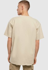 Merchcode FRANKFURT HEAVY - T-shirts med print - wet sand